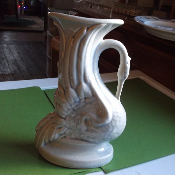 Accents Vintage Pottery Swan Vase Poshmark